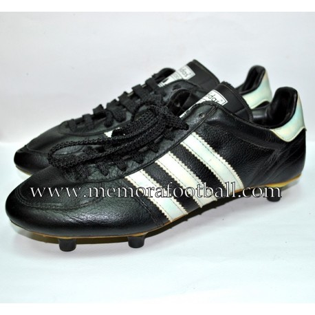 adidas football boots 1970s