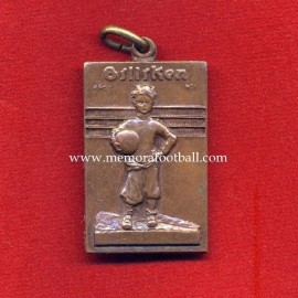 "Campeonatos Escolares Billiken" Argentina's football medal circa 1940