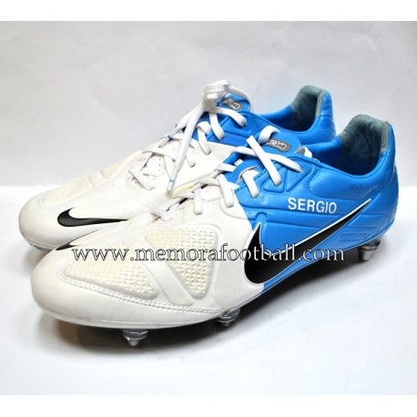 "BUSQUETS" UEFA Euro 2012 match unworn boots