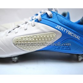 "BUSQUETS" UEFA Euro 2012 match unworn boots