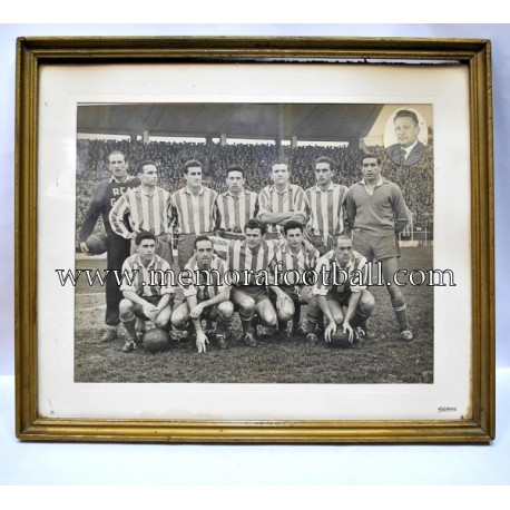 Real Gijón 1951-52 signed and framed