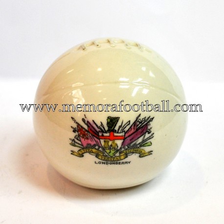 Crested china model of Football (LONDODERRY)