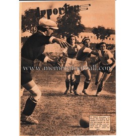 Lámina de la revista "BLANCO Y NEGRO 1935 Fútbol Femenino