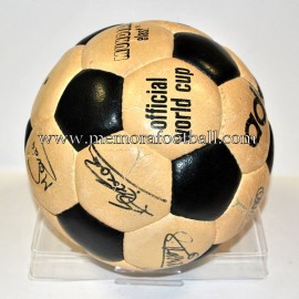 Balón "ADIDAS MUNDIAL ELAST" firmado por FC Barcelona 1981-84