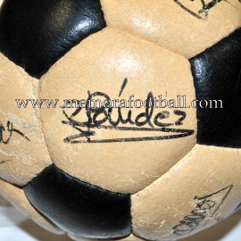 "ADIDAS MUNDIAL ELAST" Ball. Signed FC Barcelona 1981-84