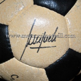 "ADIDAS MUNDIAL ELAST" Ball. Signed FC Barcelona 1981-84