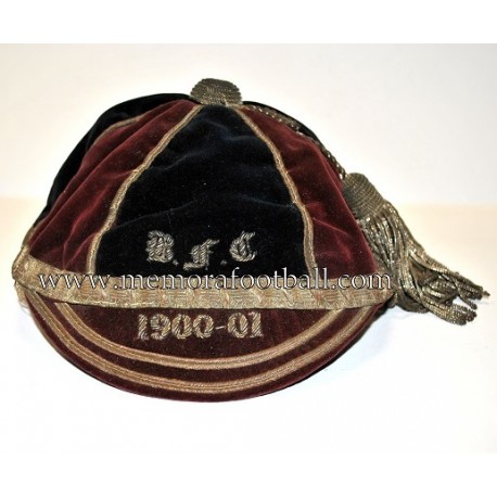  1900-1901 "Burnley.F.C" (?)  Velvet Football Cap