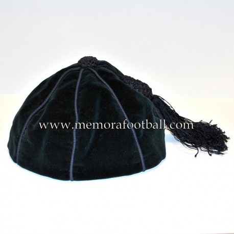 1920s sports honour tassled bonnet Q Bowker