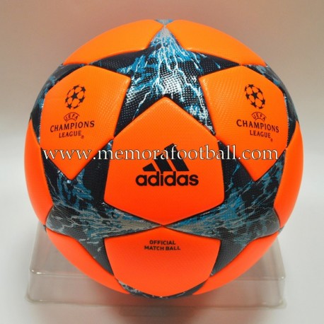 Balón Adidas oficial de la UEFA Champions League 2017-18