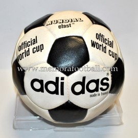 "ADIDAS MUNDIAL ELAST" Ball 1970s