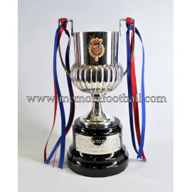 FC BARCELONA Spanish FA Cup Player Trophy 2017-2018