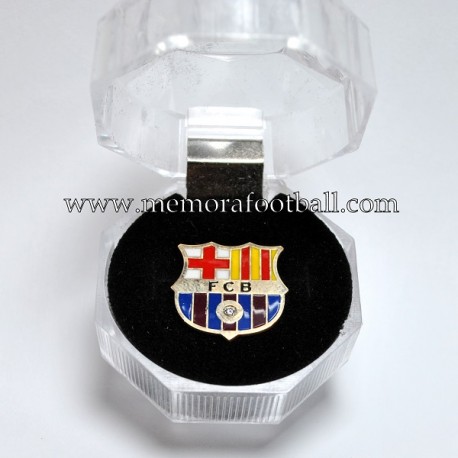 FC Barcelona gold and diamond badge