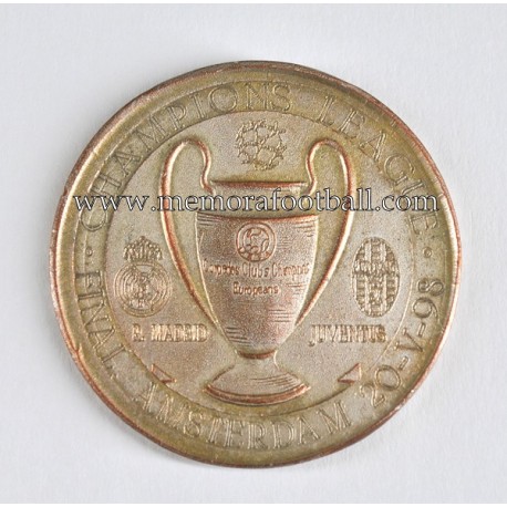1998 European Cup Final medal. Real Madrid vs Juventus