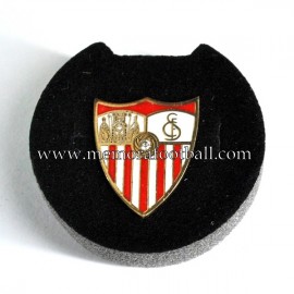 Insignia de Oro y Diamante del Sevilla FC