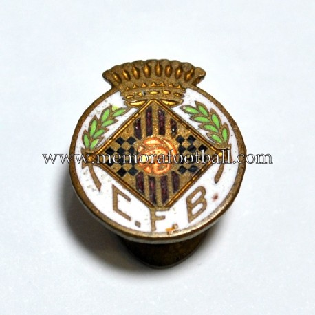 CF Balaguer enameled badge 1940-50