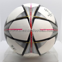 Balón Adidas 2016 UEFA League official match ball