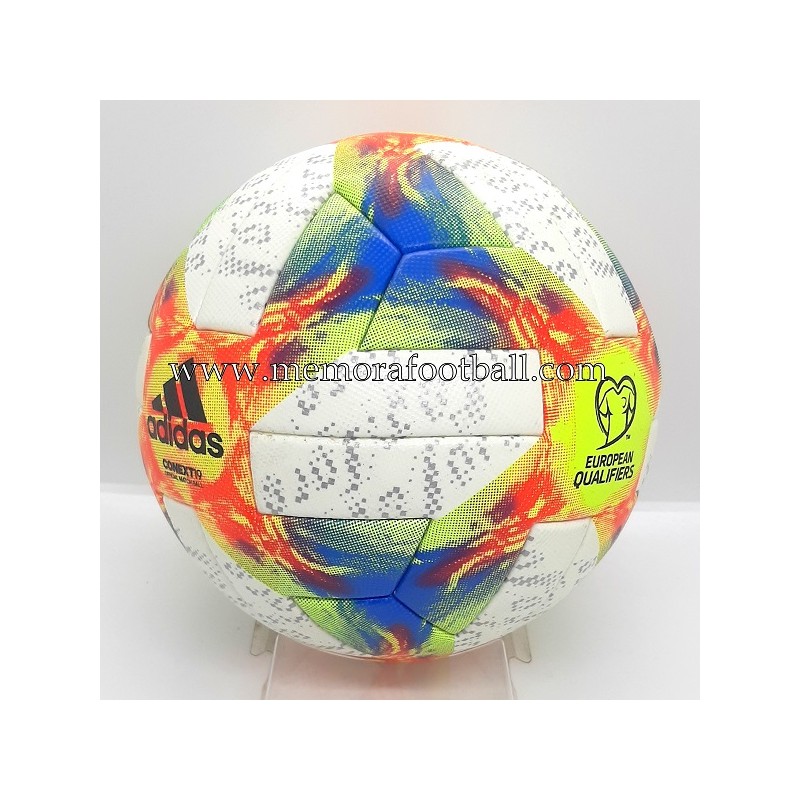 Adidas CONEXT 19 balón clasificación Eurocopa 2000