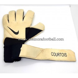 Guantes de THIBAUT COURTOIS Real Madrid CF 2020-21match worn
