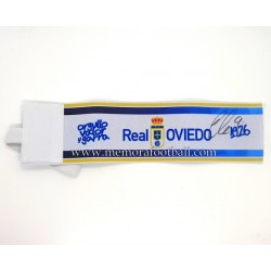 Brazalete del Real Oviedo...