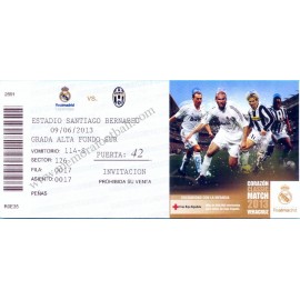 Real Madrid vs Juventus "Corazón Classic Match 2013"