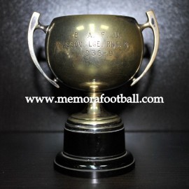 B&D.F.C. 1938-30 trophy (A. RIDSDALE)