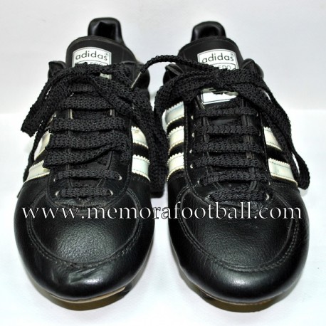 adidas football boots 1970s