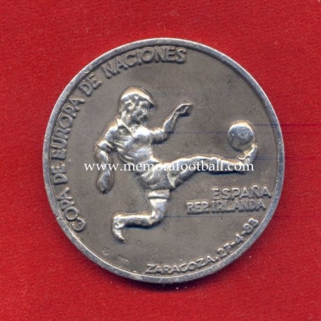 Spain v Republic of Ireland 27-04-1983 commemorative silver medal